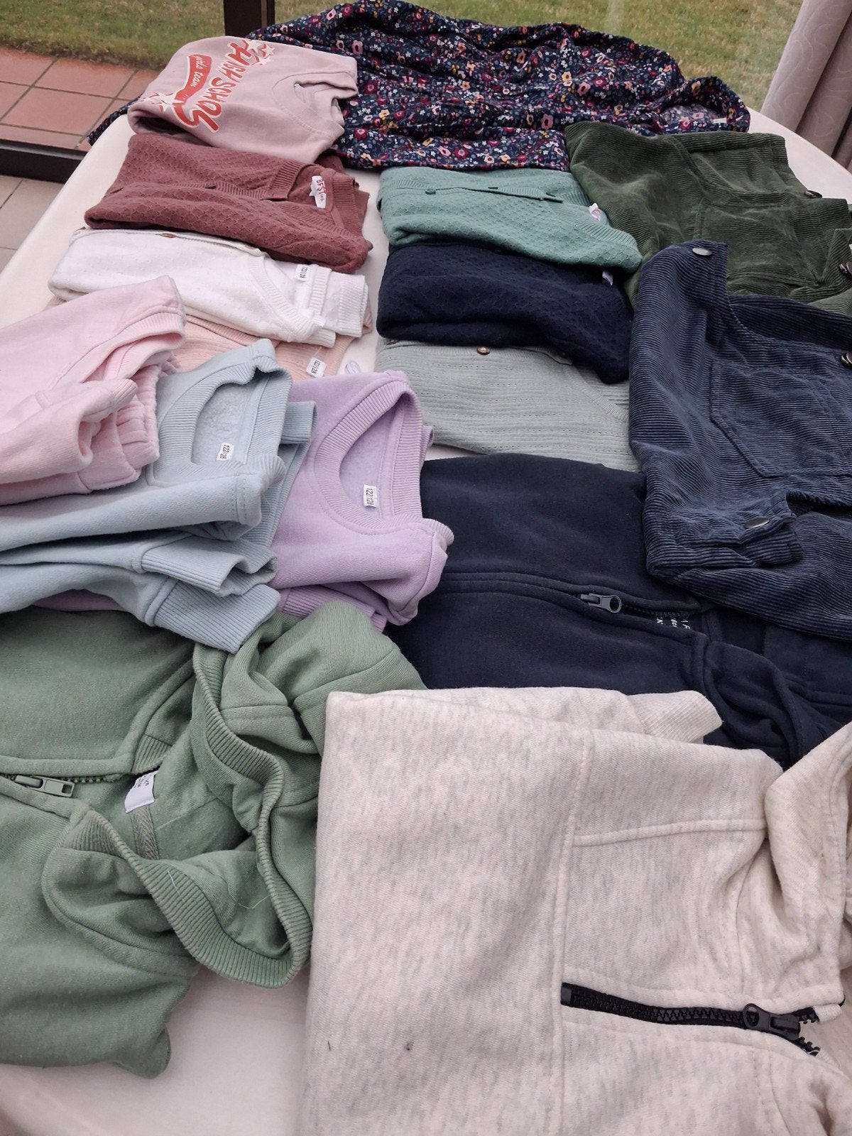 jurkje overgooiertjes gilets sweaters, Ophalen, Maat 128