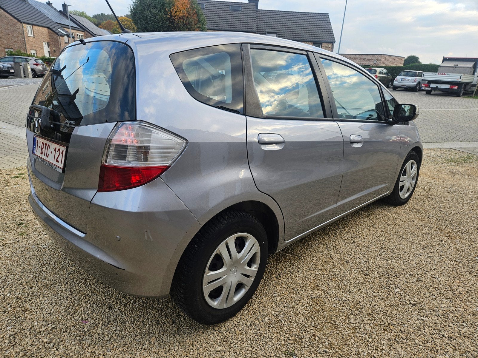 HONDA JAZZ ! AUTOMATIQUE ! GARANTIE 1AN, Auto's, Automaat, 63 kW, https://public.car-pass.be/vhr/15533aee-3b72-405d-af67-db1deac6b5c4