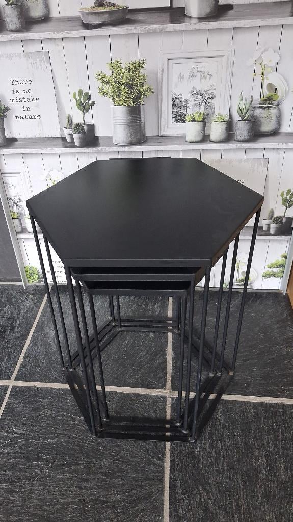 Table d appoint, Maison & Meubles, Tables | Tables d'appoint, Enlèvement, Utilisé, Autres formes, Métal ou Aluminium