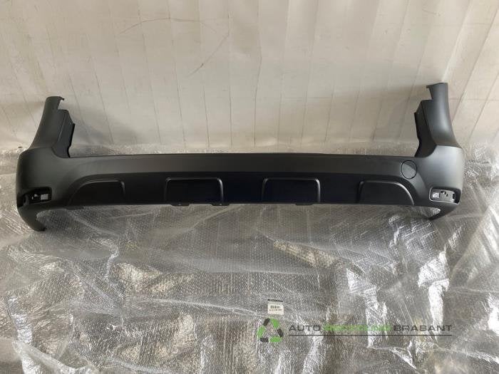 Achterbumper van een Renault Express, Gebruikt, -, Renault, -