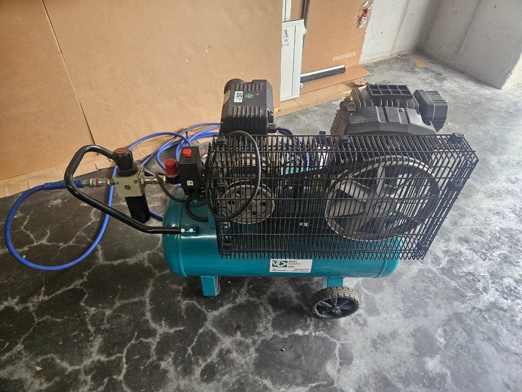 compressor, Enlèvement, Comme neuf