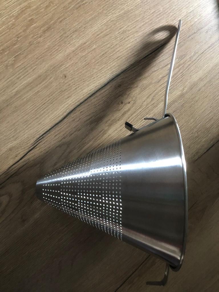 RVS (inox) puntzeef / chinois 23,5 cm – amper gebruikt, Huis en Inrichting, Keuken | Potten en Pannen, Zo goed als nieuw, Overige typen
