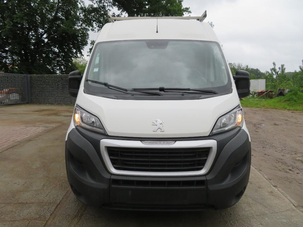 Peugeot Boxer 2.2BlueHDI - L3H2 - 2020 - 99.334km - €6d, Auto's, Bestelwagens en Lichte vracht, Voorwielaandrijving, Wit, Multifunctioneel stuurwiel