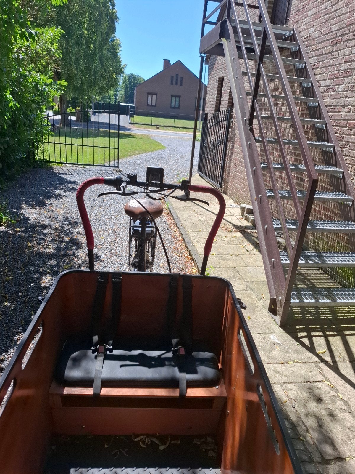 vélo cargo en très bon état, Enlèvement