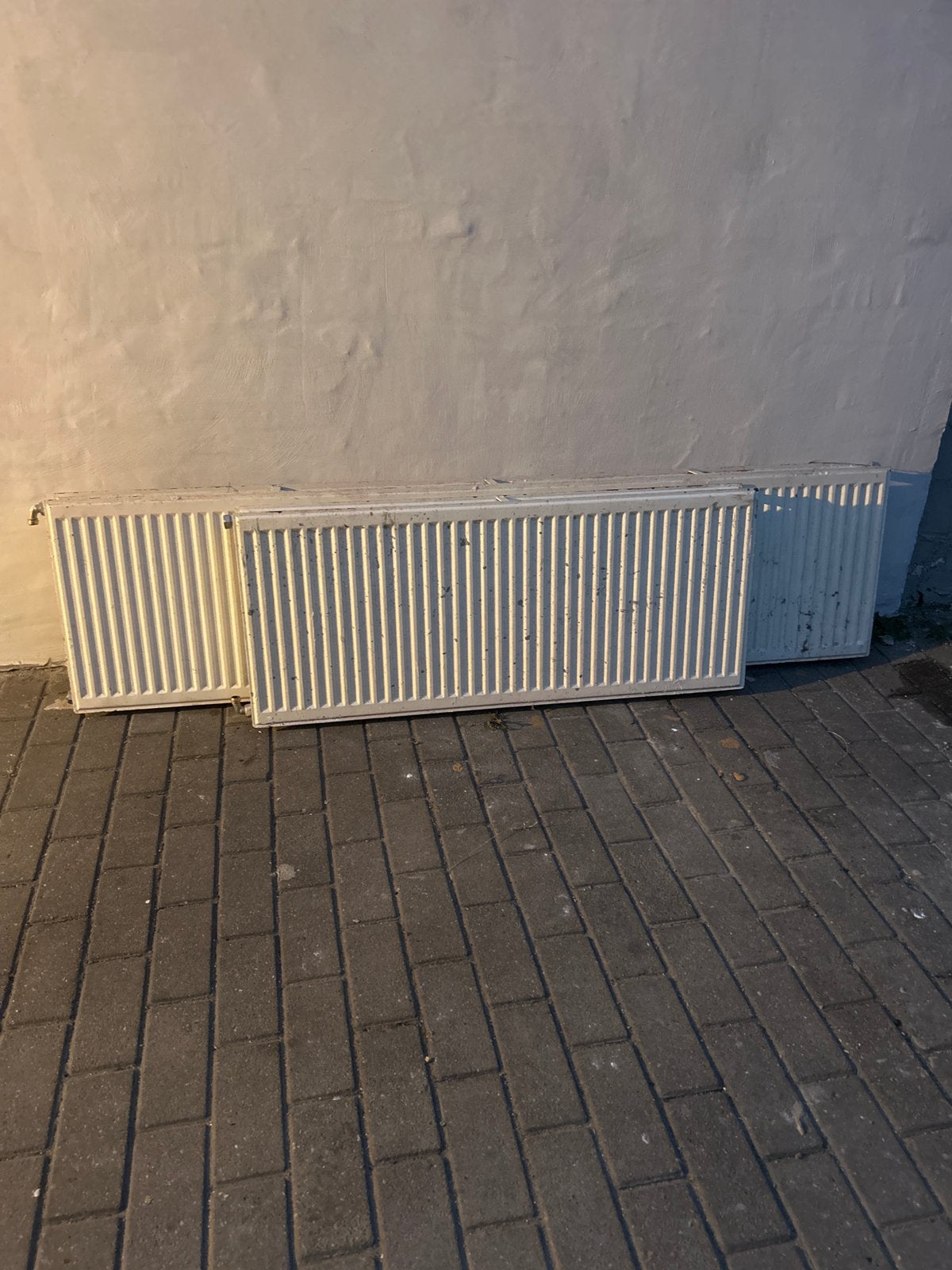 Deux radiateurs à eau, Bricolage & Construction, Enlèvement, Utilisé, Haut rendement (HR), 150 cm ou plus