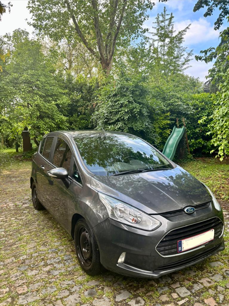 Grijze Ford b-max, 108 341 km, gekeurd voor verkoop, Auto's, Ford, Voorwielaandrijving, Euro 5, Stof, Zwart