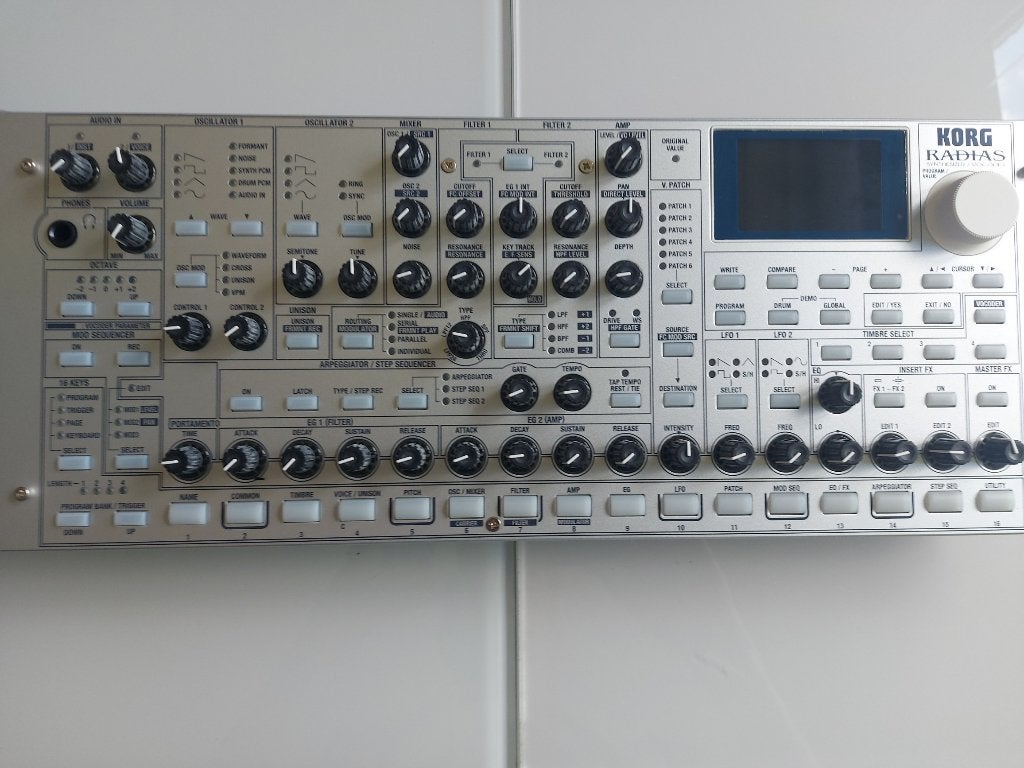 Korg Radias Rack Synth-Vocoder complet, Musique & Instruments, Enlèvement, Comme neuf, Korg