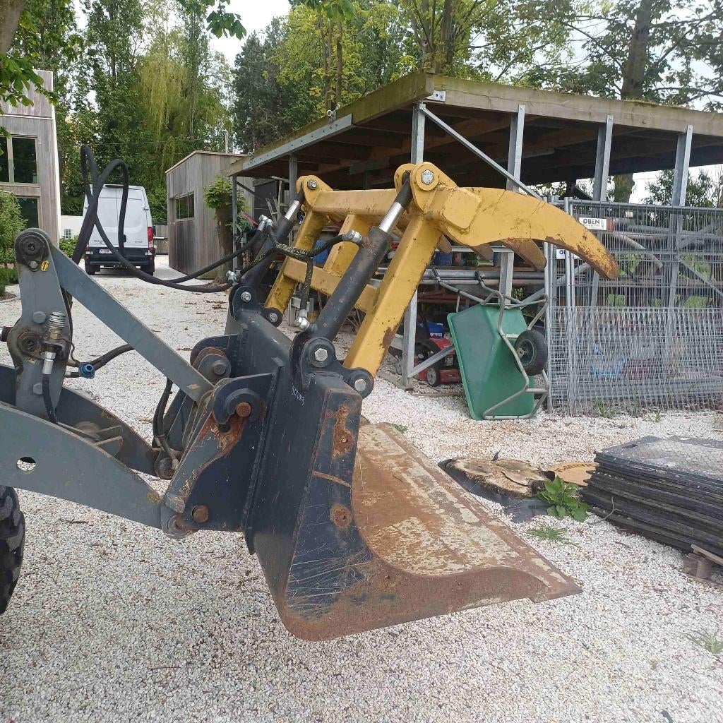Grondbak met hydraulische klem., Zakelijke goederen, Ophalen