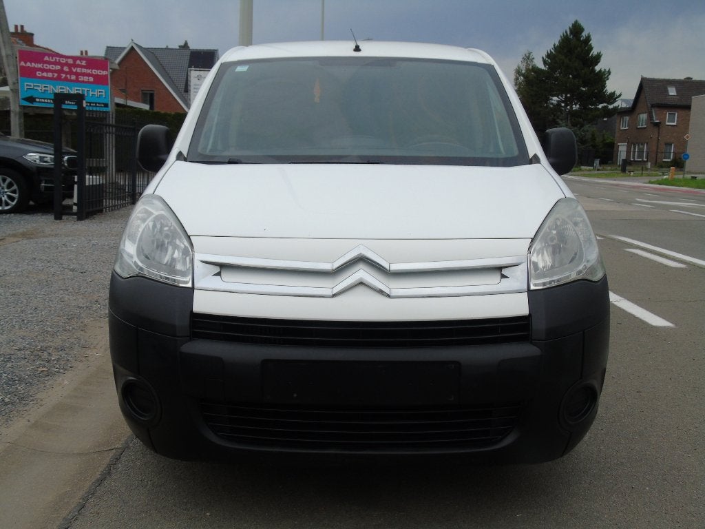 Citroen Berlingo Maxi 1.6 HDI *Lichte vracht *2011 *Verlengd, Dealer onderhouden, Stof, Zwart, Wit