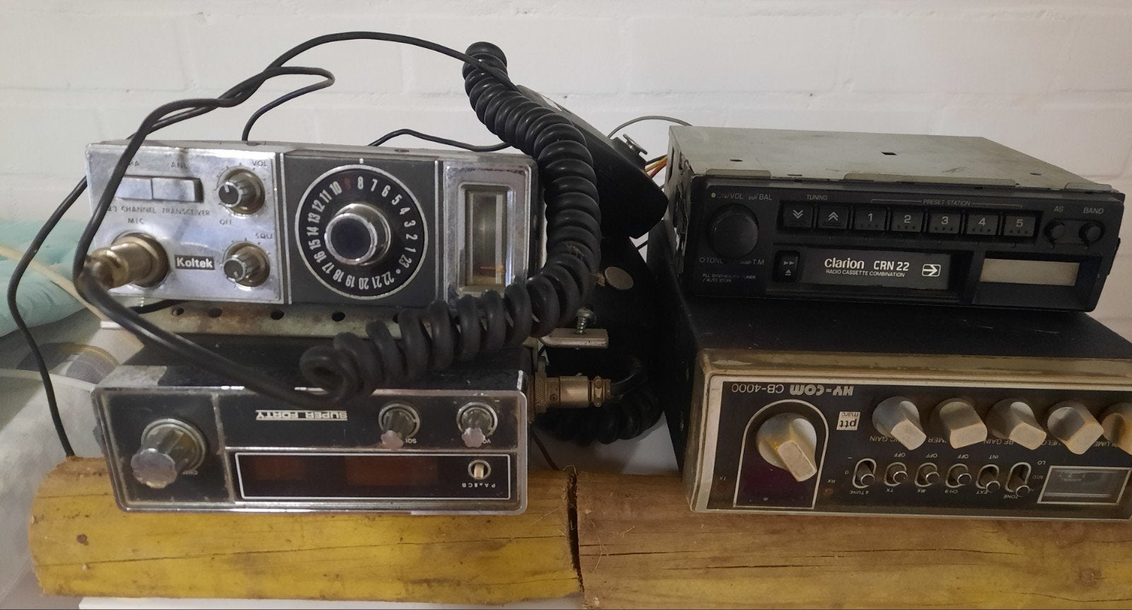Zendapparatuur en radio, Ophalen