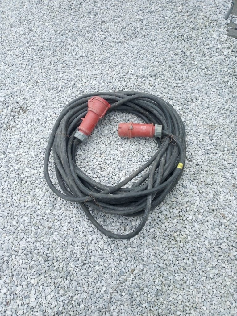 Drijfkracht kabel 25 m + werfkast, Ophalen, Gebruikt
