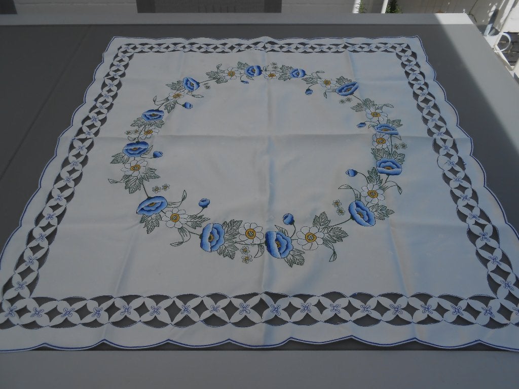 vintage geborduurd tafelkleedje, Ophalen of Verzenden, Geborduurd