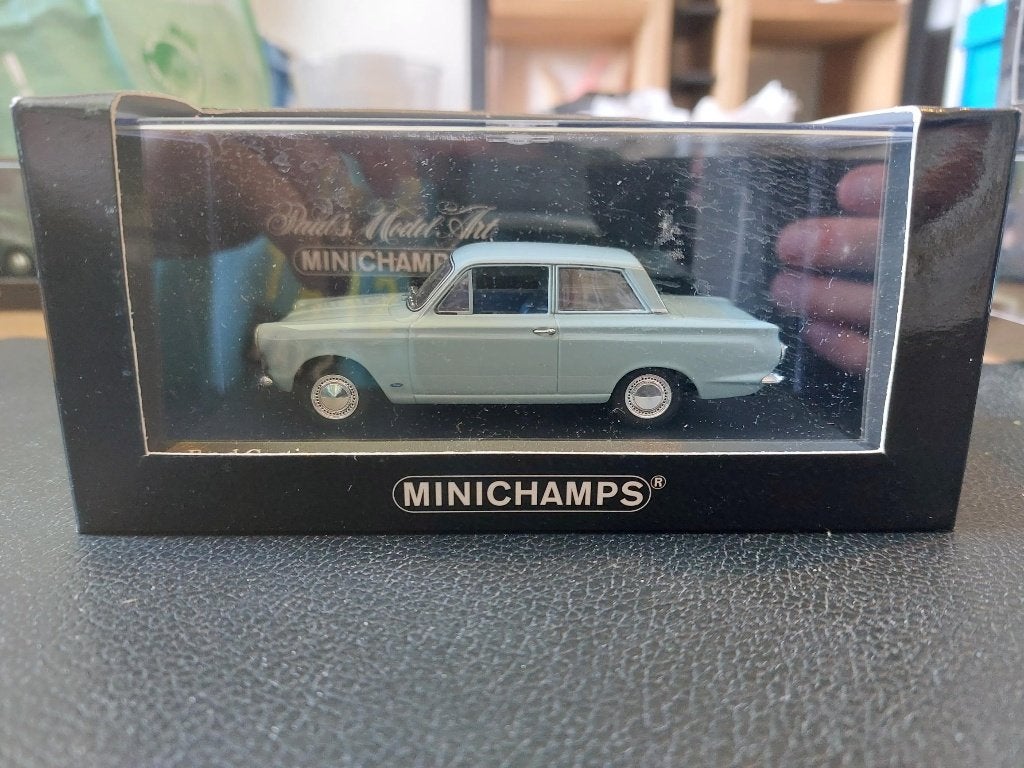 Minichamps Ford Cortina de 1963 blue 1/43, Enlèvement ou Envoi, Neuf, Voiture, MiniChamps