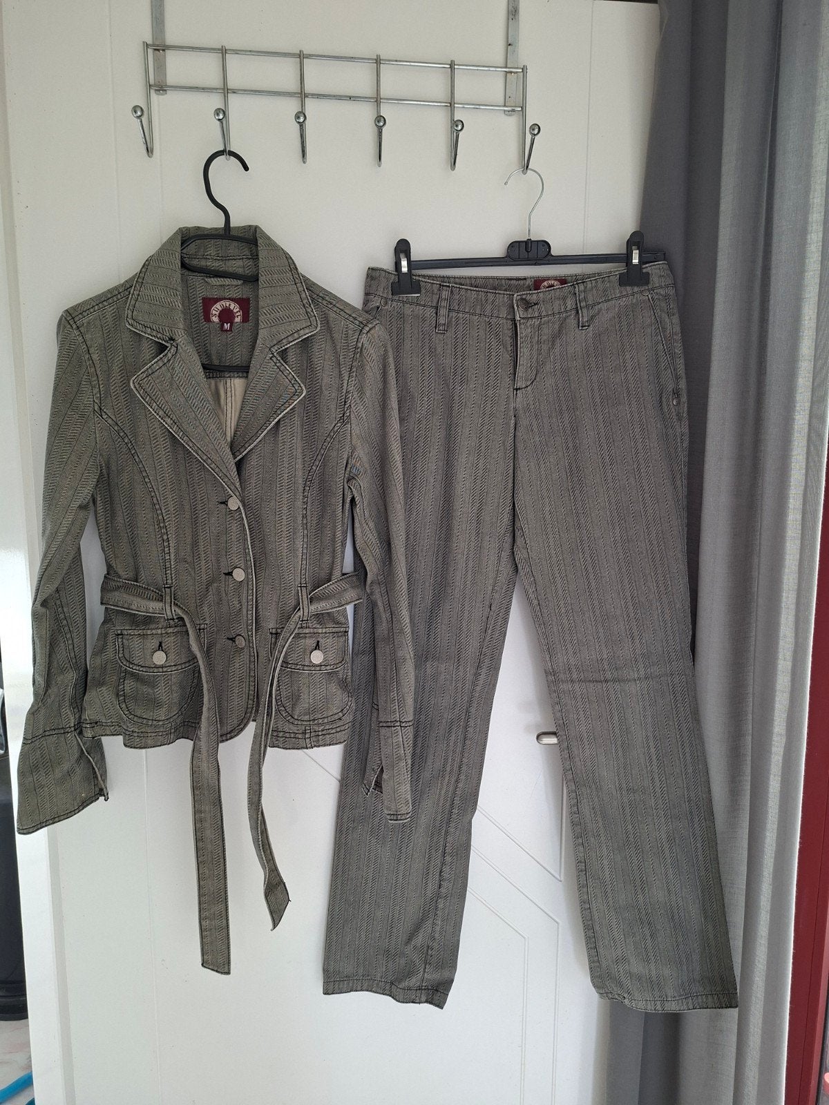 broekpak, zo goed als nieuw, grijs/bruin, broek S, vest M, Kostuum of Pak, Bruin, Zo goed als nieuw, Ophalen
