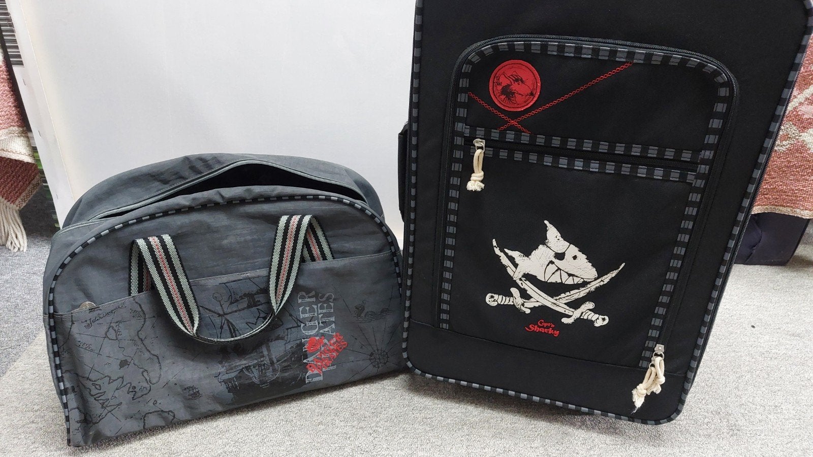 kinder piraten trolley + tas, Ophalen, 30 cm of meer, Zwart, Minder dan 35 cm