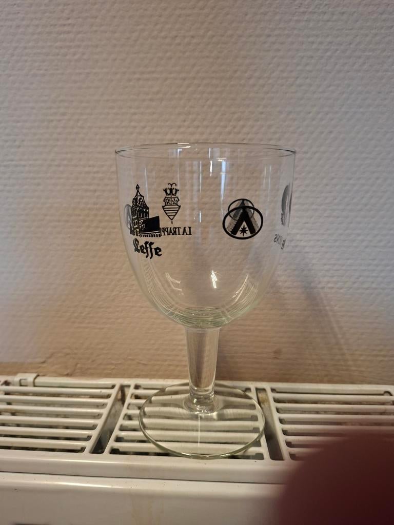 Verre Stella Artois leffe la trappe rubens, Verzamelen, Biermerken, Ophalen of Verzenden, La Trappe