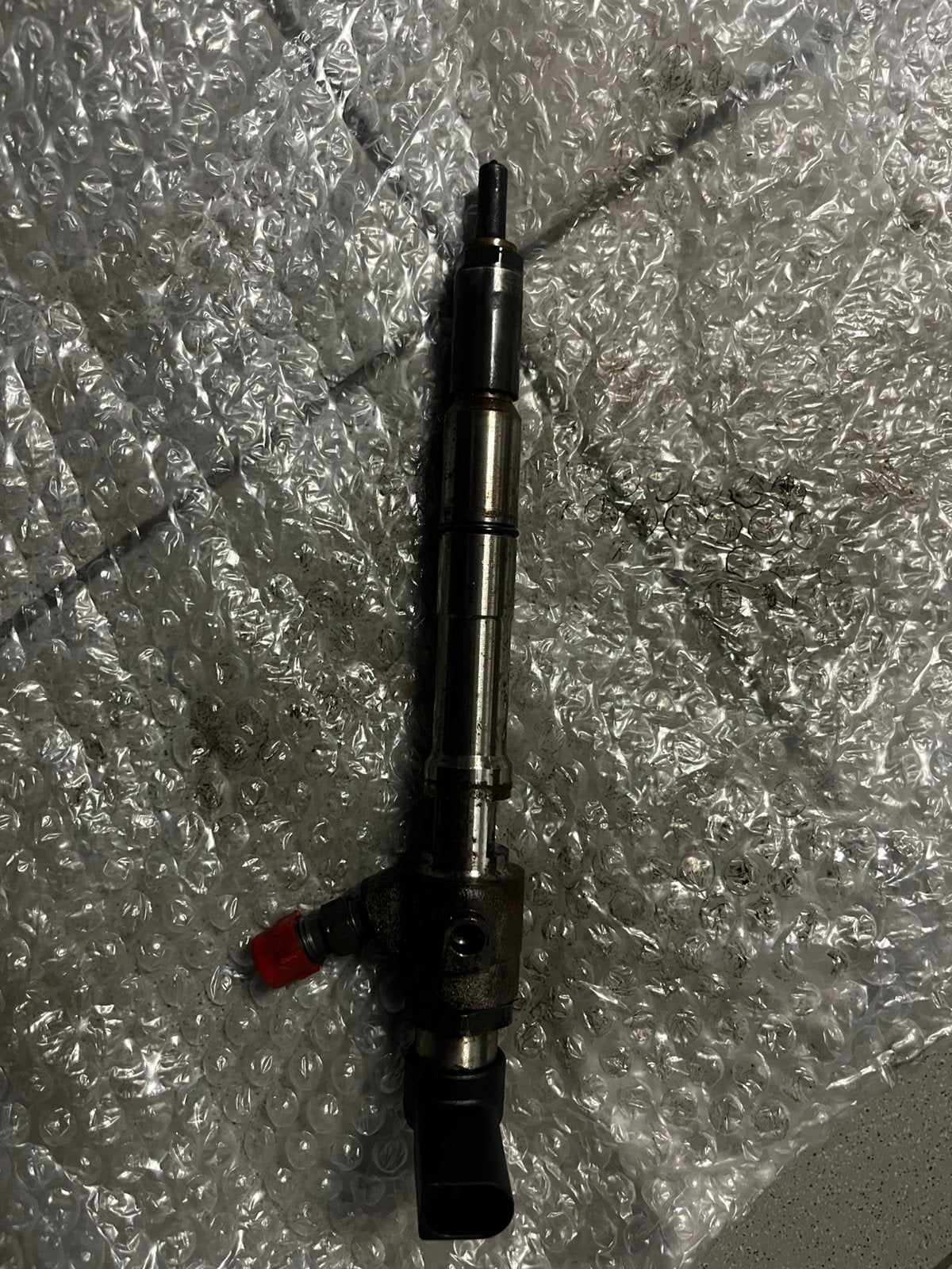 Atomiseur/injecteur d'origine 1.6 TDI VAG — 03L130277B, Enlèvement ou Envoi, Utilisé, Audi