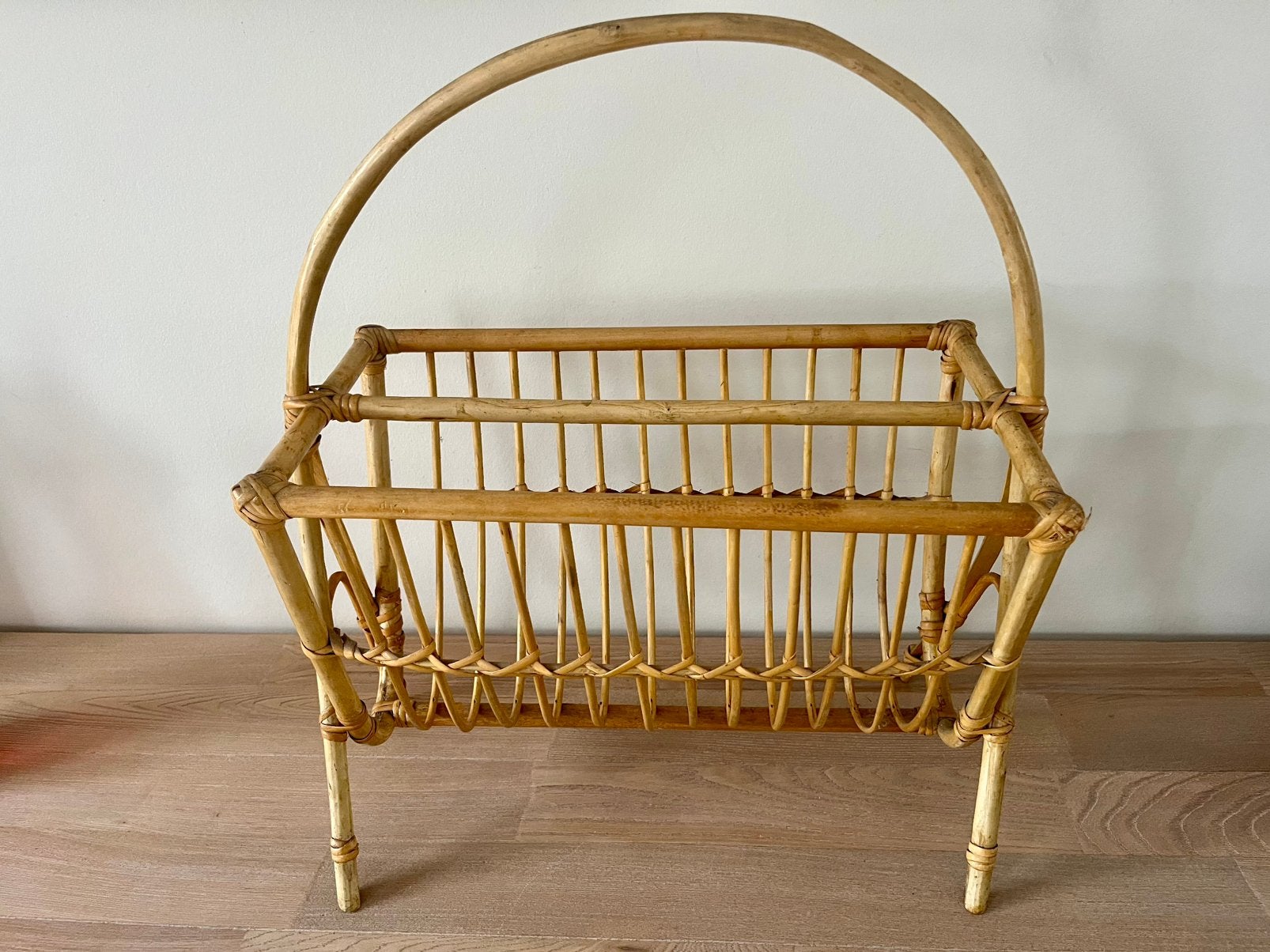 Vintage rotan bamboe krantenbak, Ophalen of Verzenden, Zo goed als nieuw
