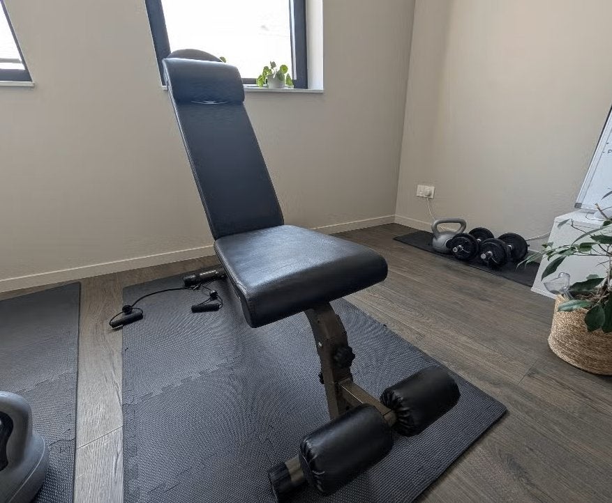 Halterbank - Fitness bench [Nieuw!], Sport en Fitness, Ophalen, Zo goed als nieuw, Benen, Fitnessbank