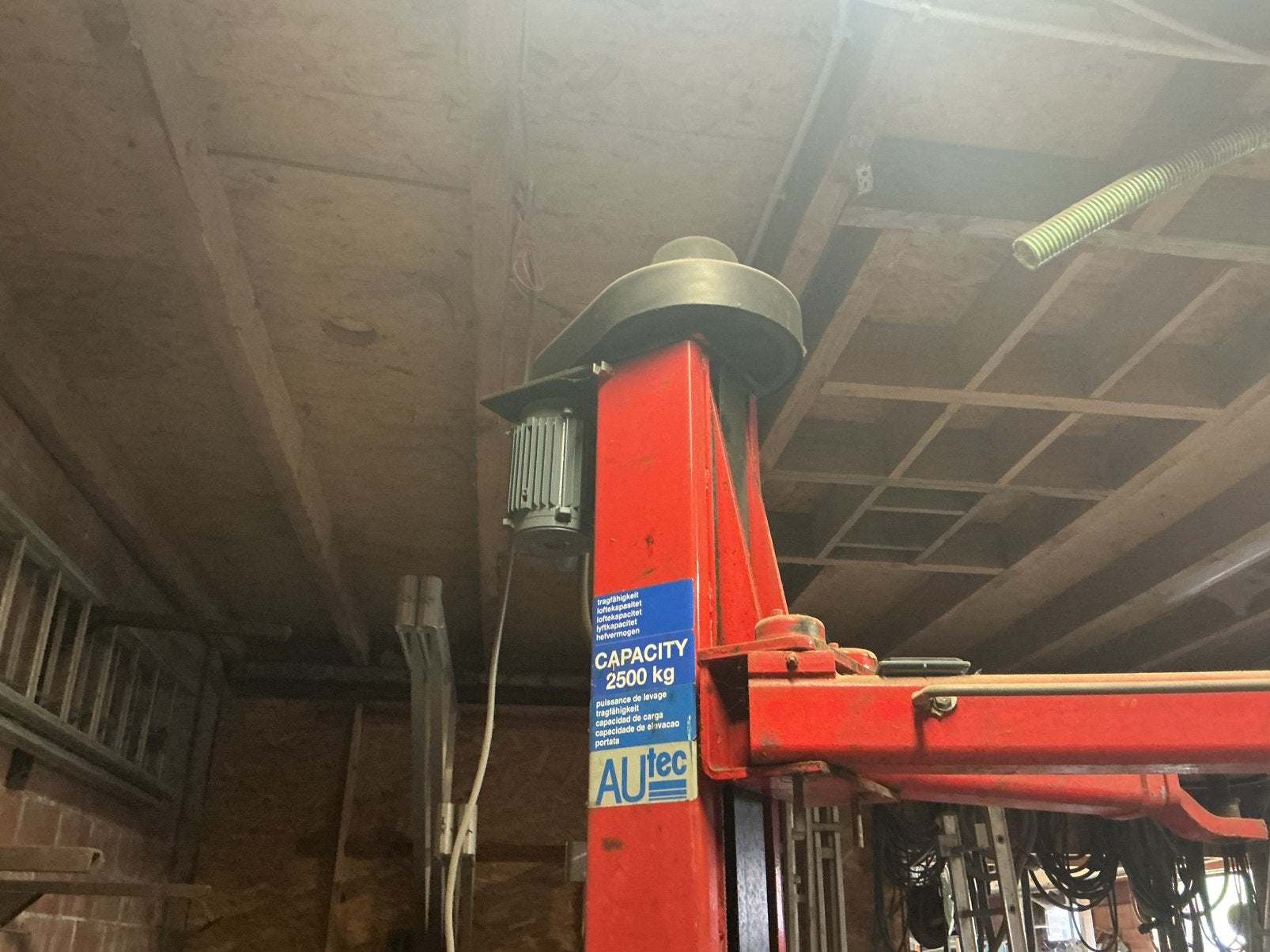 Autobrug 2500 kg, Ophalen