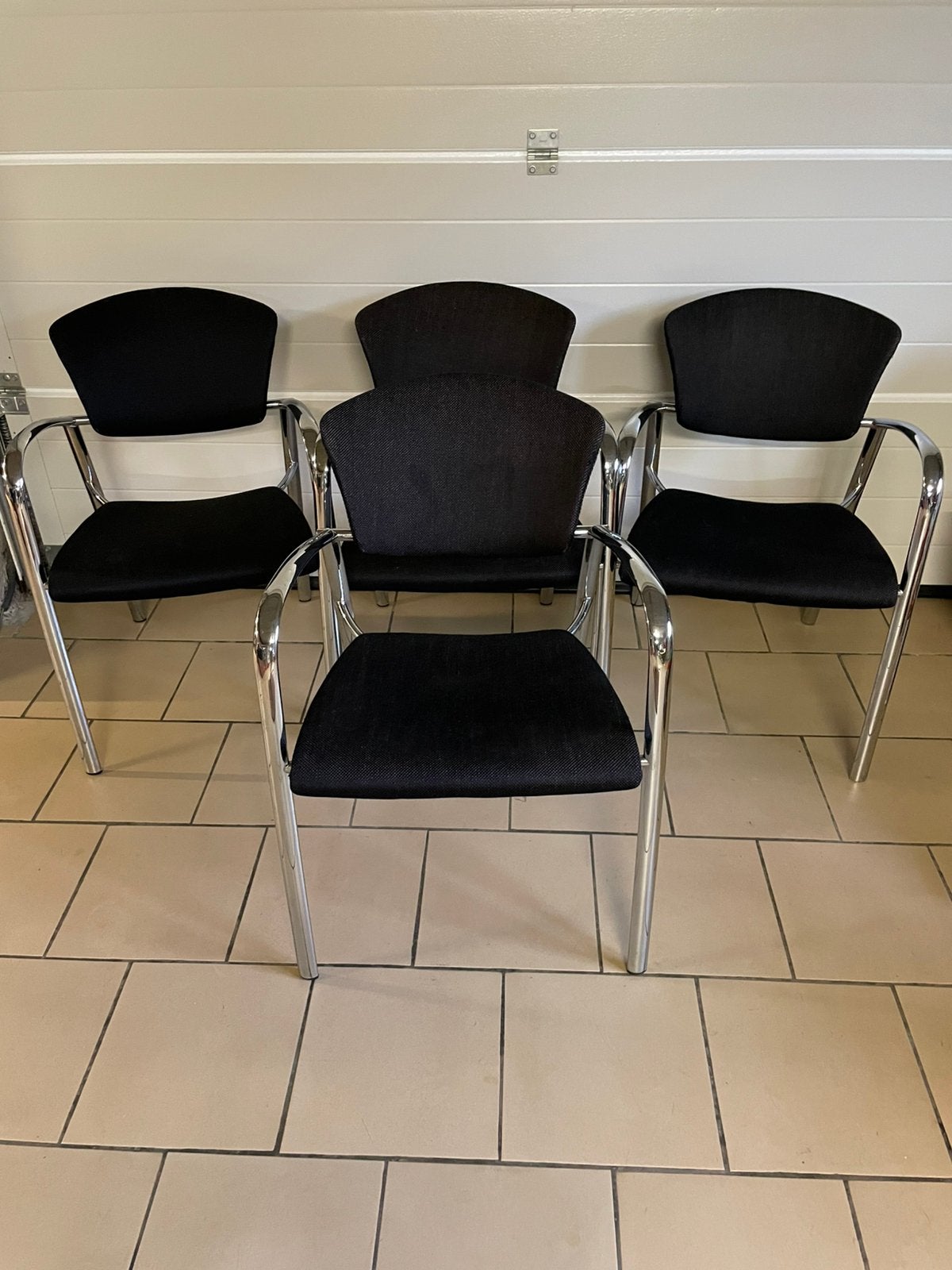 4 chaises look design structure chromée, Maison & Meubles, Chaises, Enlèvement, Utilisé, Deux
