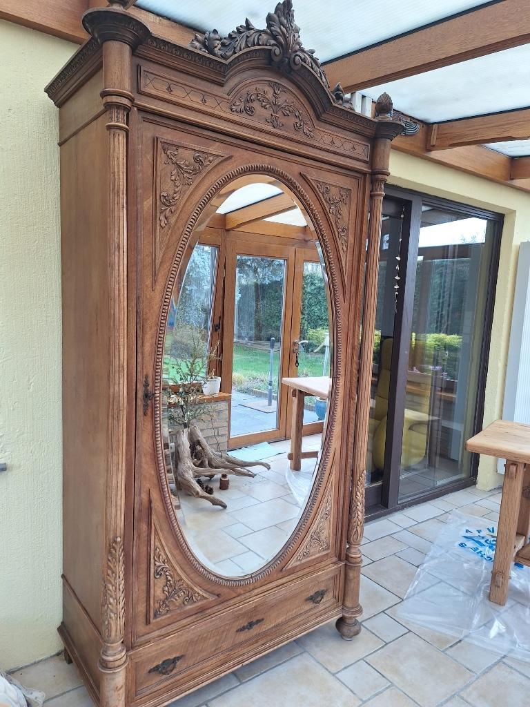 Massief houten kledingkast, Antiek en Kunst, Ophalen