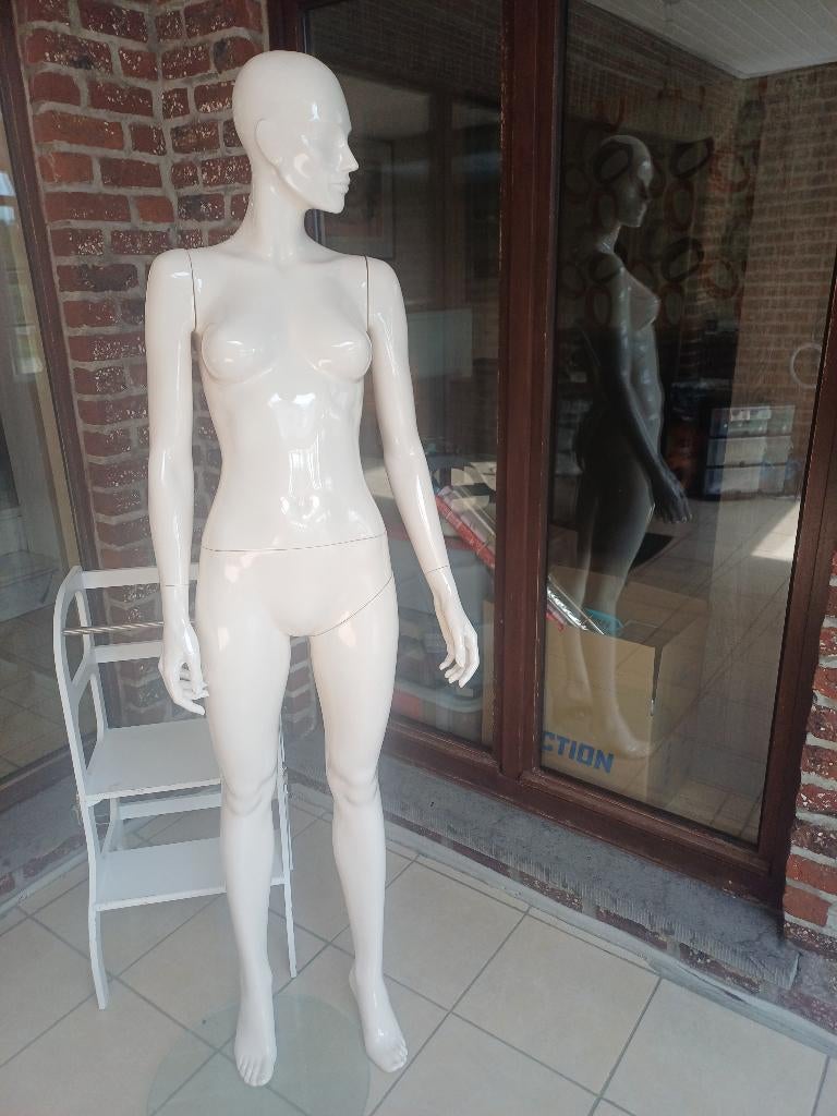 Volledige paspop vrouw 180 cm hoogte op glazen voet, Ophalen, Zo goed als nieuw, Paspop