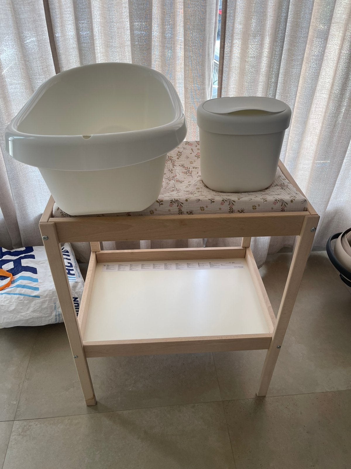 Table a langer avec accessoires, Ophalen, Zo goed als nieuw