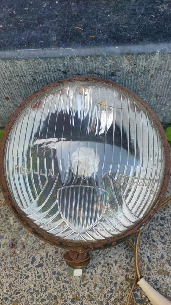 Phare ancien tracteur Marchal vintage