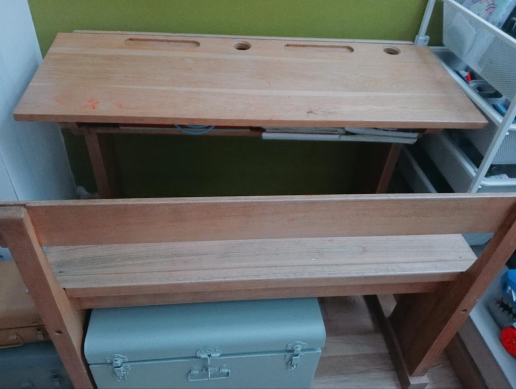 Ancienne bureau ecole, Enlèvement