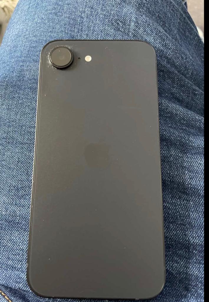 Iphone 16e batterij conditie 100%, Telecommunicatie, Mobiele telefoons | Hoesjes en Screenprotectors | Apple iPhone, Ophalen, Zo goed als nieuw
