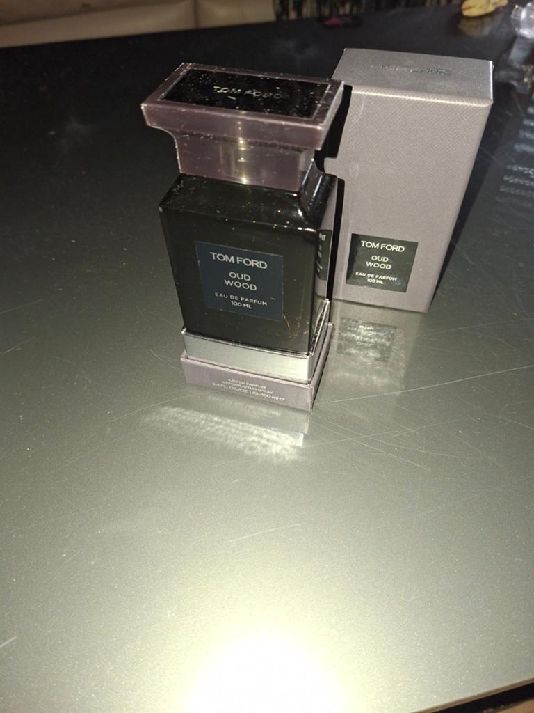Tom Ford Oud wood Heren100ml, Handtassen en Accessoires, Uiterlijk | Lichaamsverzorging, Ophalen