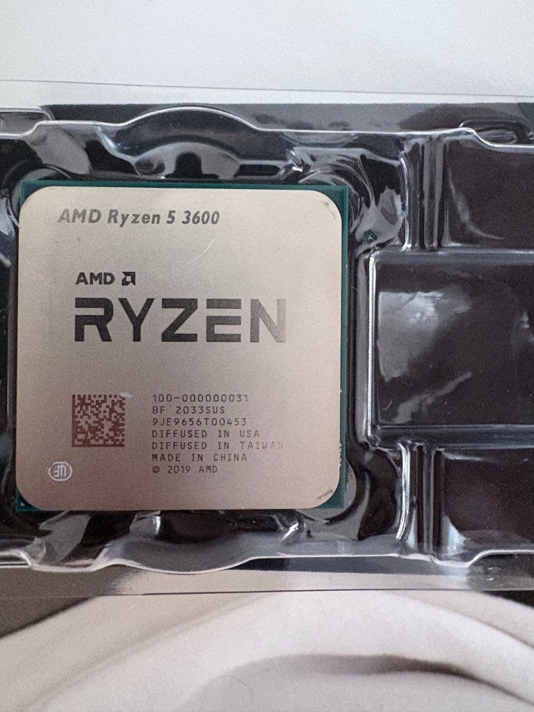 AMD Ryzen 5 3600 + originele AMD Wraith Stealth koeler, Computers en Software, Processors, 6-core, Gebruikt, Socket AM4, 3 tot 4 Ghz