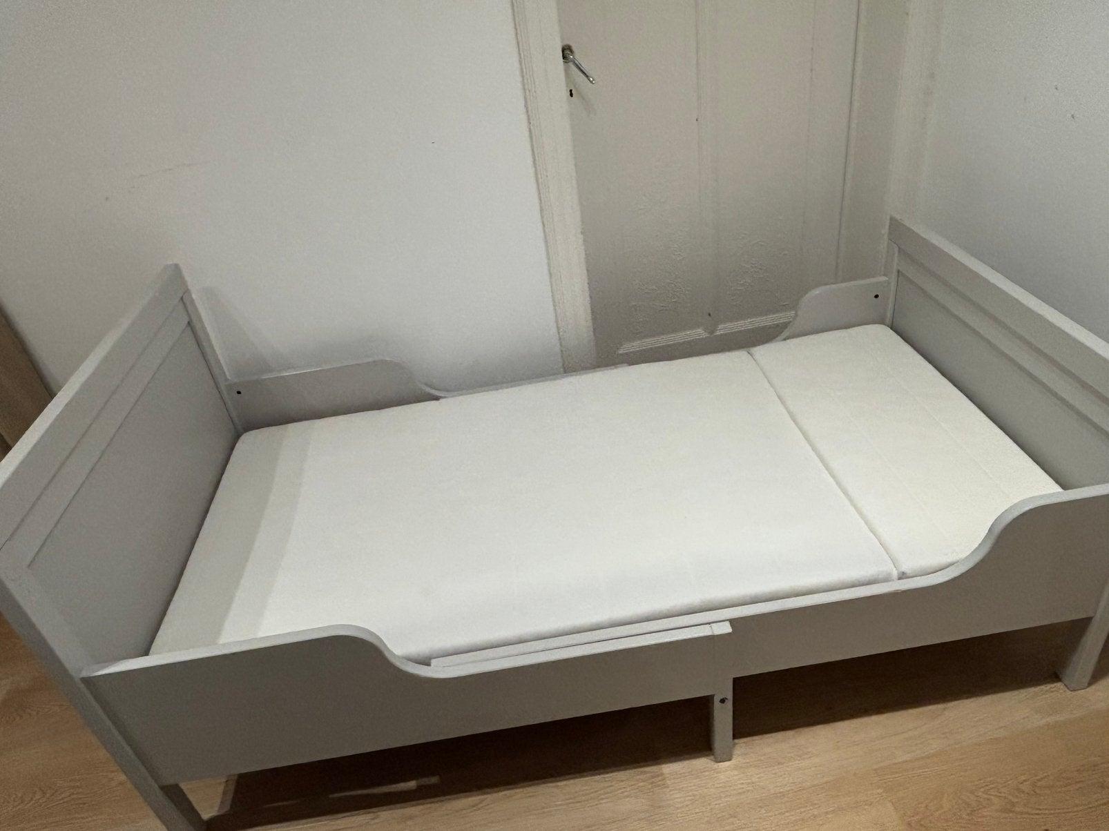 Ikea meegroeibed, Ophalen, Zo goed als nieuw, Lattenbodem