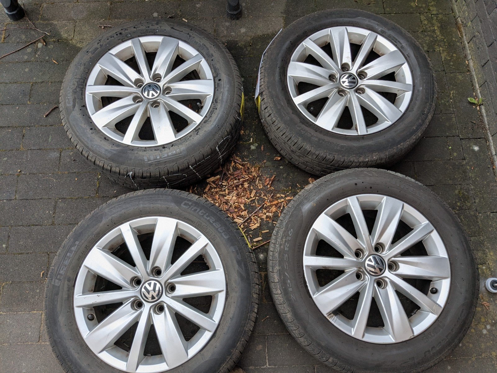 4 zomerbanden op velg merk Pirelli, Auto-onderdelen, Banden en Velgen, Ophalen, Zomerbanden