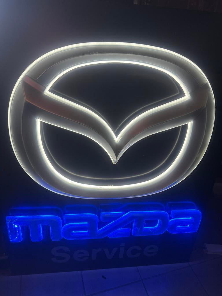 Mazda lichtbak dealerbord, Ophalen, Zo goed als nieuw, Reclamebord