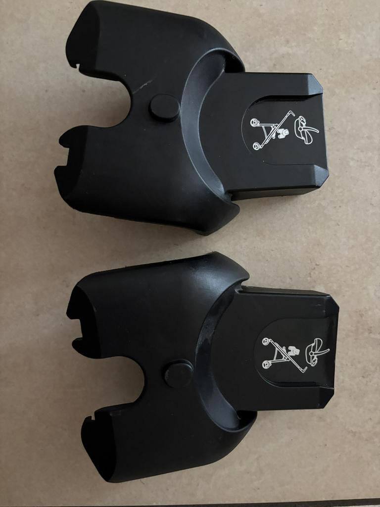 Maxi cosi autostoeladapters, Ophalen, Zo goed als nieuw, Maxi-Cosi