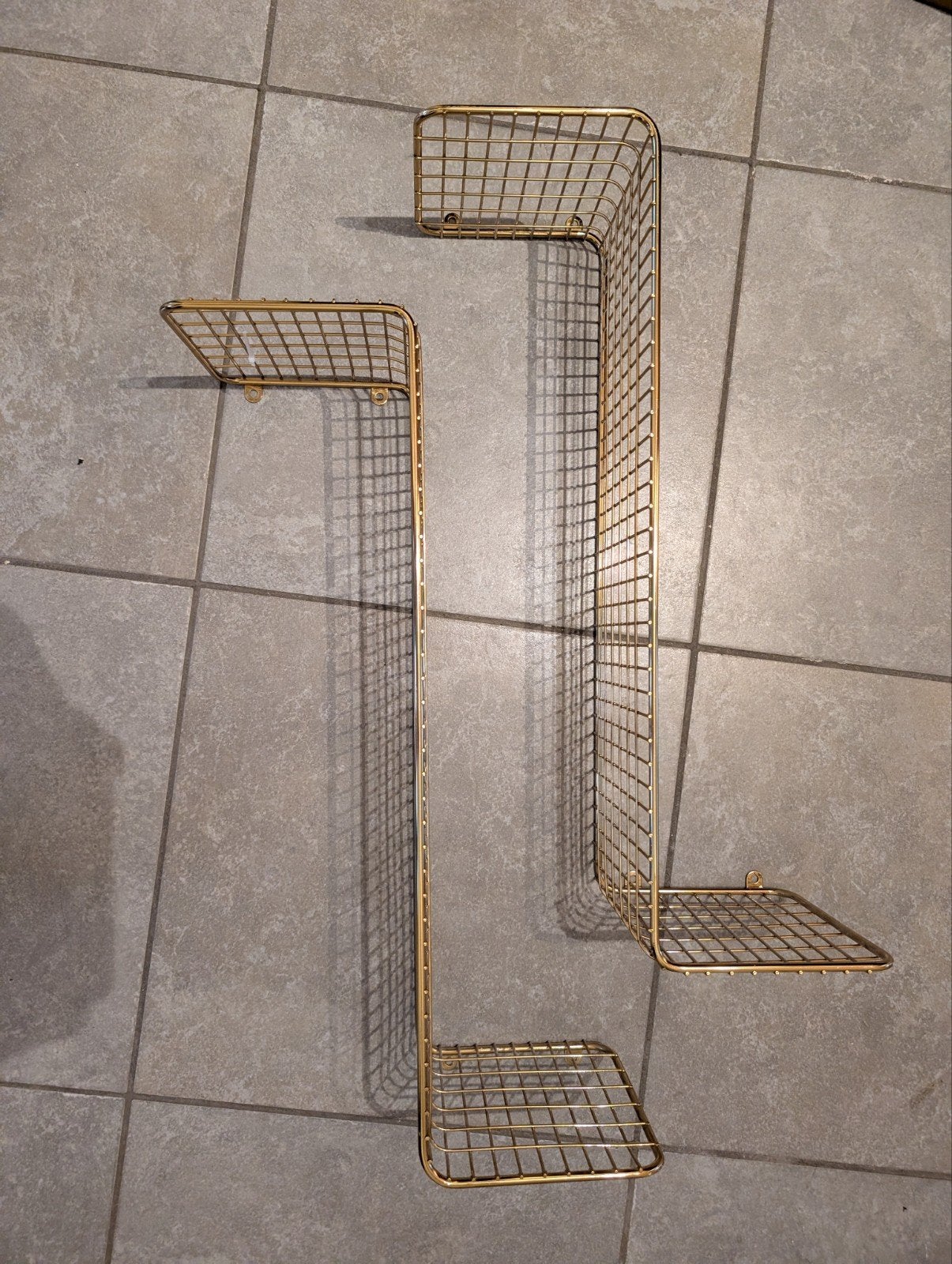 2 IKEA Svenhult gouden wandplanken, Ophalen, Zo goed als nieuw