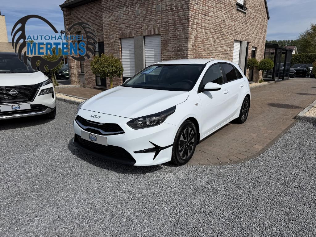 Kia Ceed / cee'd HB 1.0 T-GDI 100PK BLACK/PACK 7J/GAR NIEUW, Autos, Kia, 121 g/km, Achat, Euro 6, Entreprise