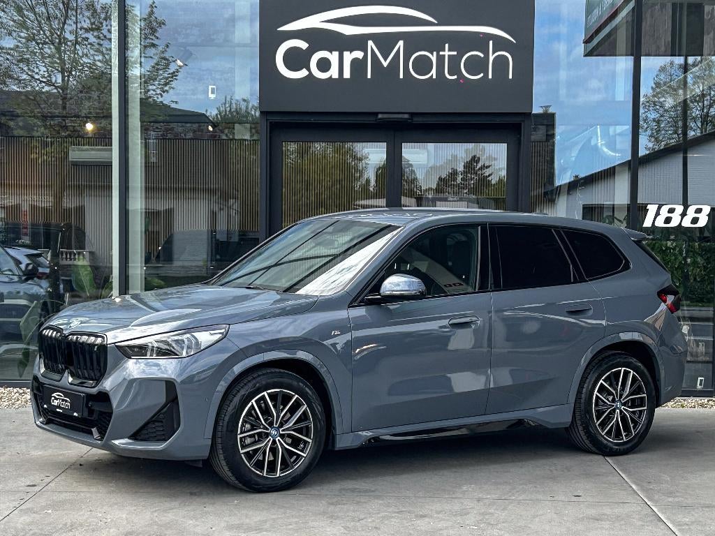 BMW iX1 xDrive30 M Sport - CC | CAMERA | KEYLESS, Auto's, BMW, Automaat, Alcantara, 5 zetels, SUV of Terreinwagen