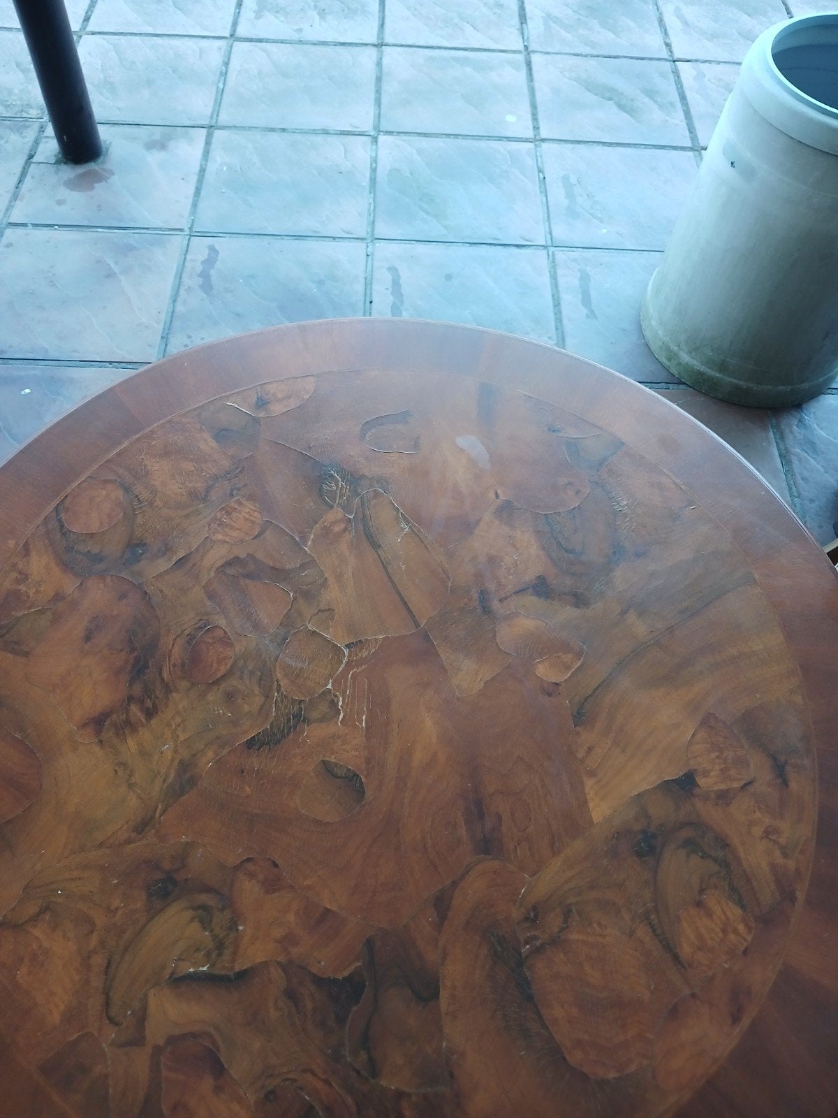 ronde salon tafel, Ophalen