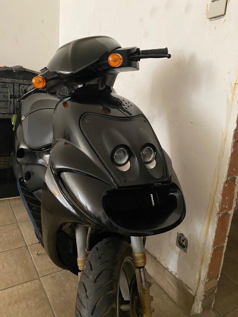 Suzuki zillion 50 Cc, Fietsen en Brommers, Brommers | Overige merken, Ophalen