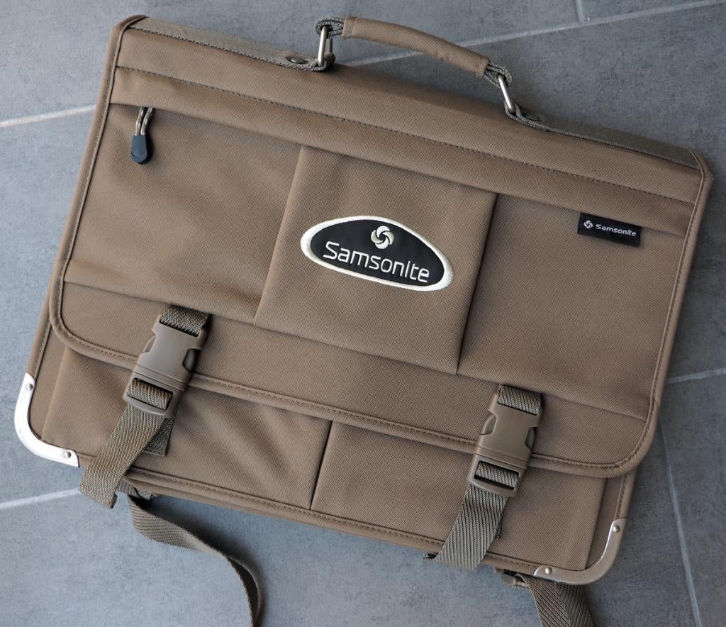 boekentas Samsonite, Enlèvement, Comme neuf