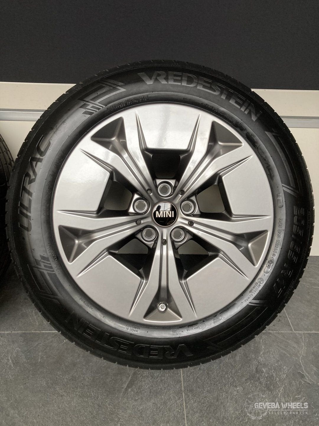 17” originele Mini Countryman U25 / BMW X1 U11 velgen banden, Autos : Pièces & Accessoires, Pneus & Jantes, Pneus et Jantes, Véhicule de tourisme