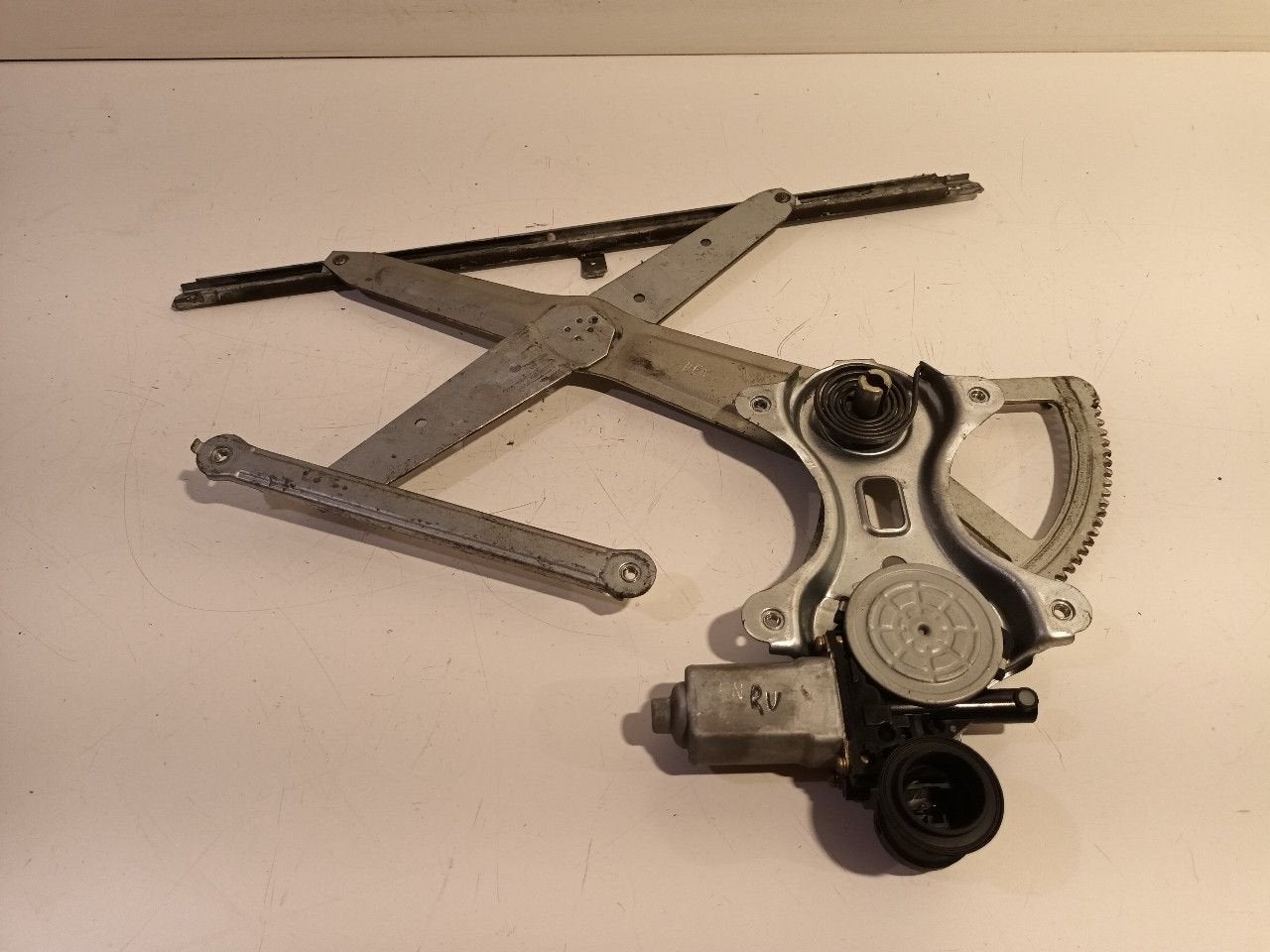 Raammechaniek elektrisch rechts voor Toyota RAV4, Auto-onderdelen, Onderdelen@venauto.nl, Van der Ven Autorecycling B.V., Gebruikt
