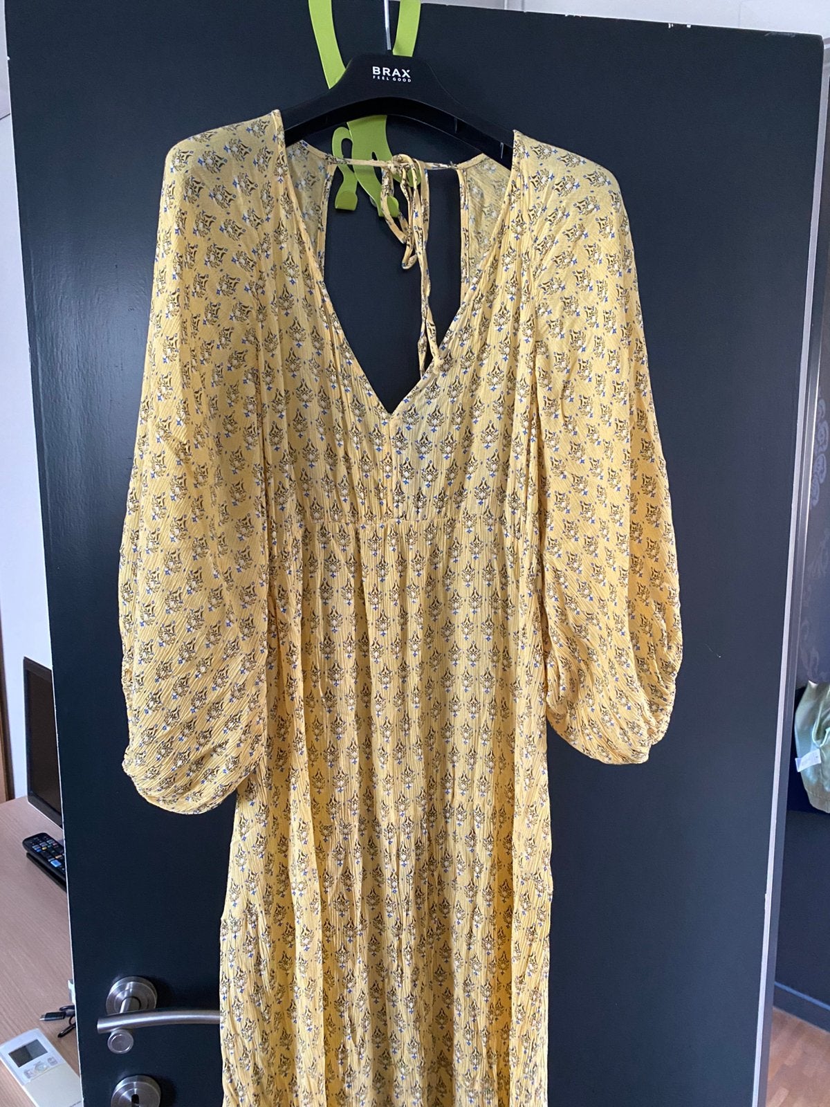 Strandjurk geel, Geel, Maat 46/48 (XL) of groter, Ophalen of Verzenden, Zo goed als nieuw