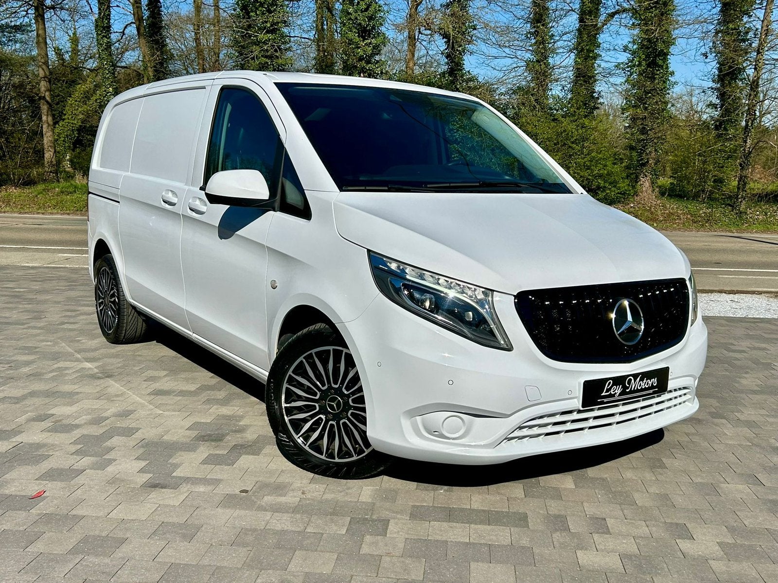 AUTOMAAT | MERCEDES VITO | FULL OPTIE, Auto's, Automaat, Bedrijf, Diesel, https://public.car-pass.be/vhr/b3671eb7-c245-4cc7-9e8a-dbf19d6f8f53