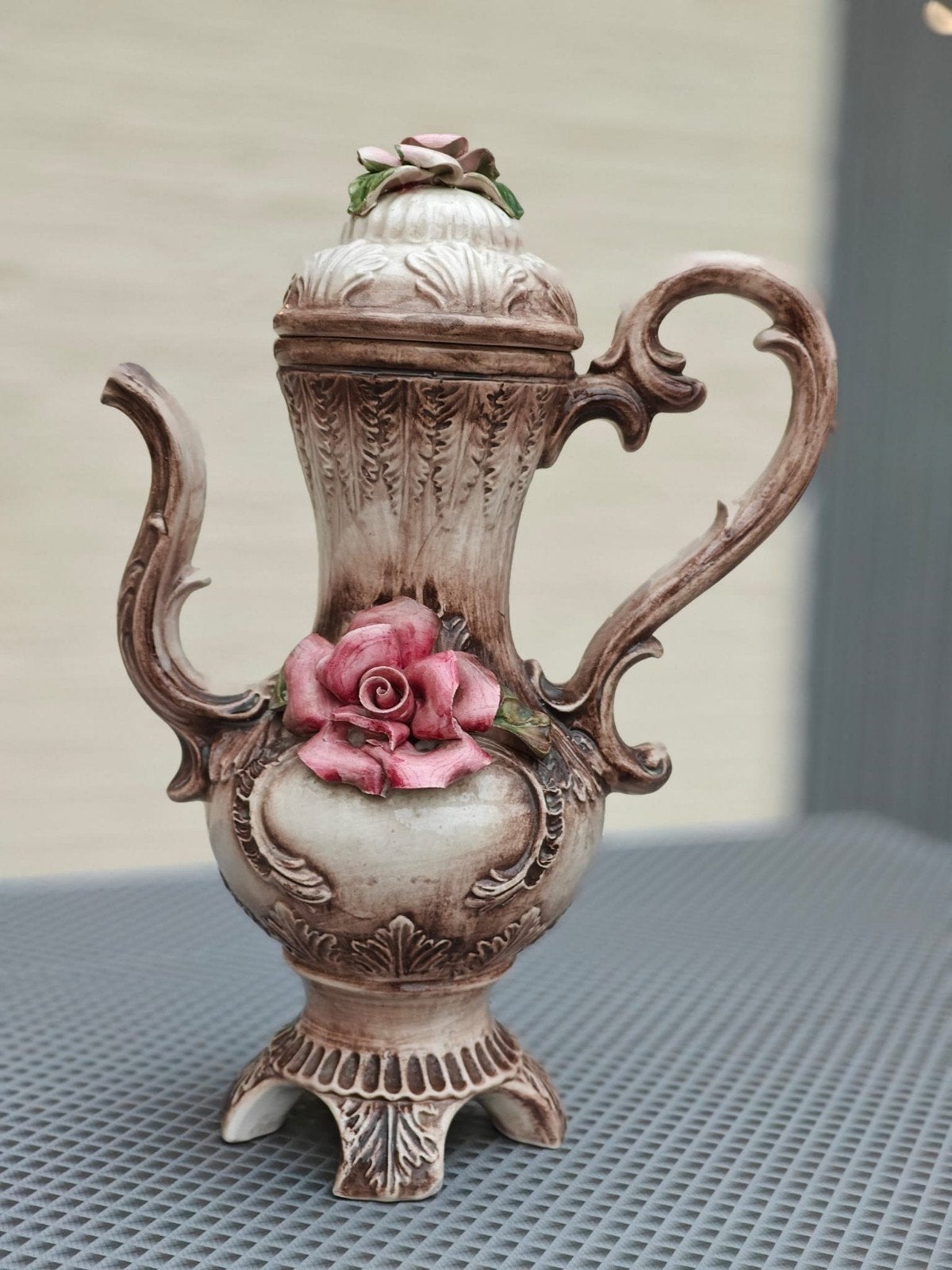 Vintage Italiaanse keramische schenkkan Capodimonte, Antiek en Kunst, Ophalen