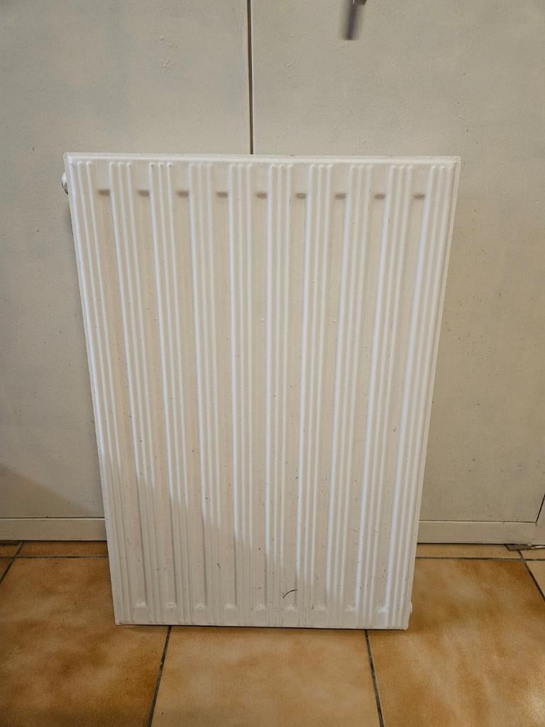Radiateur en fonte blanc 76x52x9 cm, Moins de 60 cm, Enlèvement, Utilisé, Radiateur