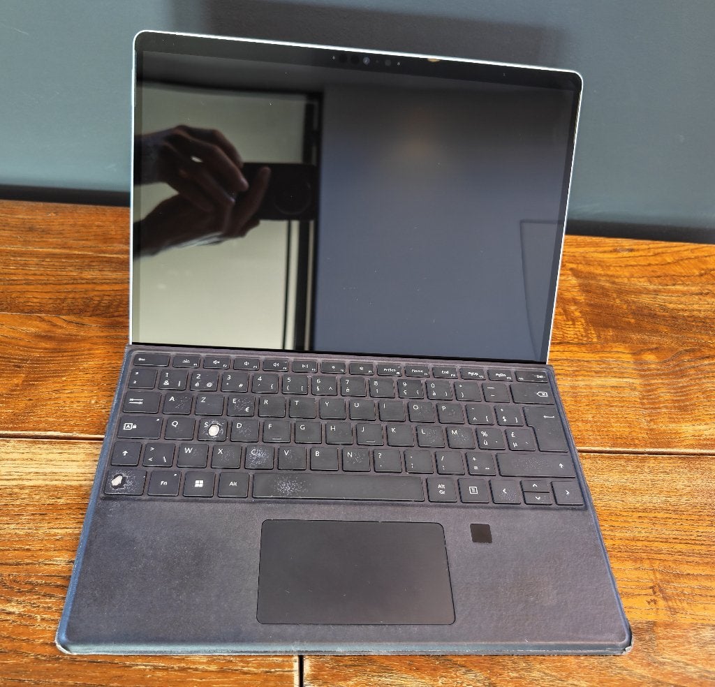 Microsoft Surface Pro 8 - CPU i5 - RAM 8Gb - SSD 1Tb - AZERT, Informatique & Logiciels, Ordinateurs portables Windows, Enlèvement ou Envoi